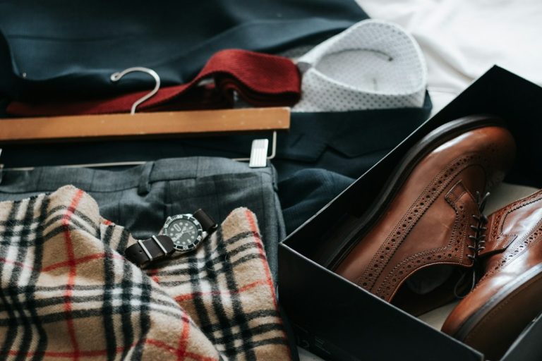 Top Clothing Essentials You Need for Every Season